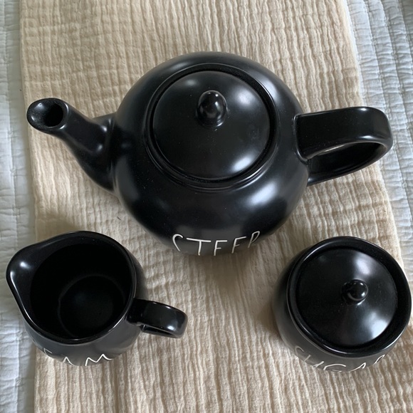 Rae Dunn BLACK TEA POT and CREAM and Sugar bowl - Picture 2 of 6